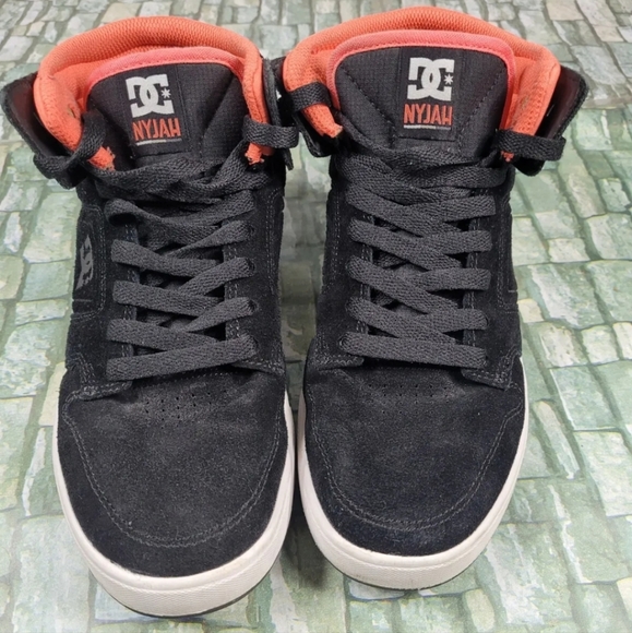 DC Shoes Nyjah High I Women's sz 7.5 Suede Black Coral - Picture 4 of 9